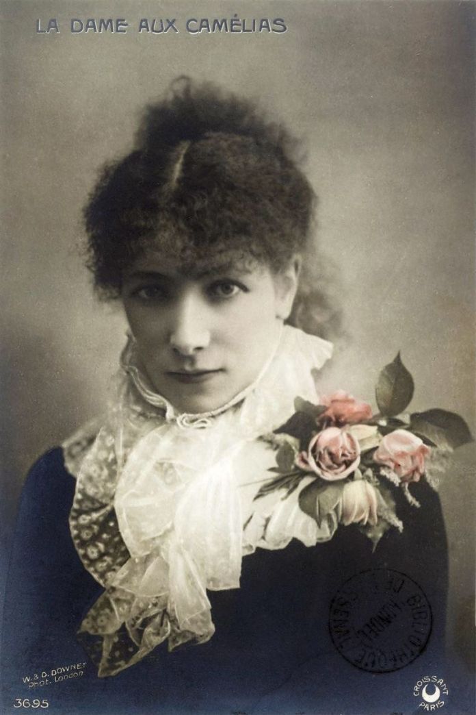 Sarah-Bernhardt-Camille-Postcard